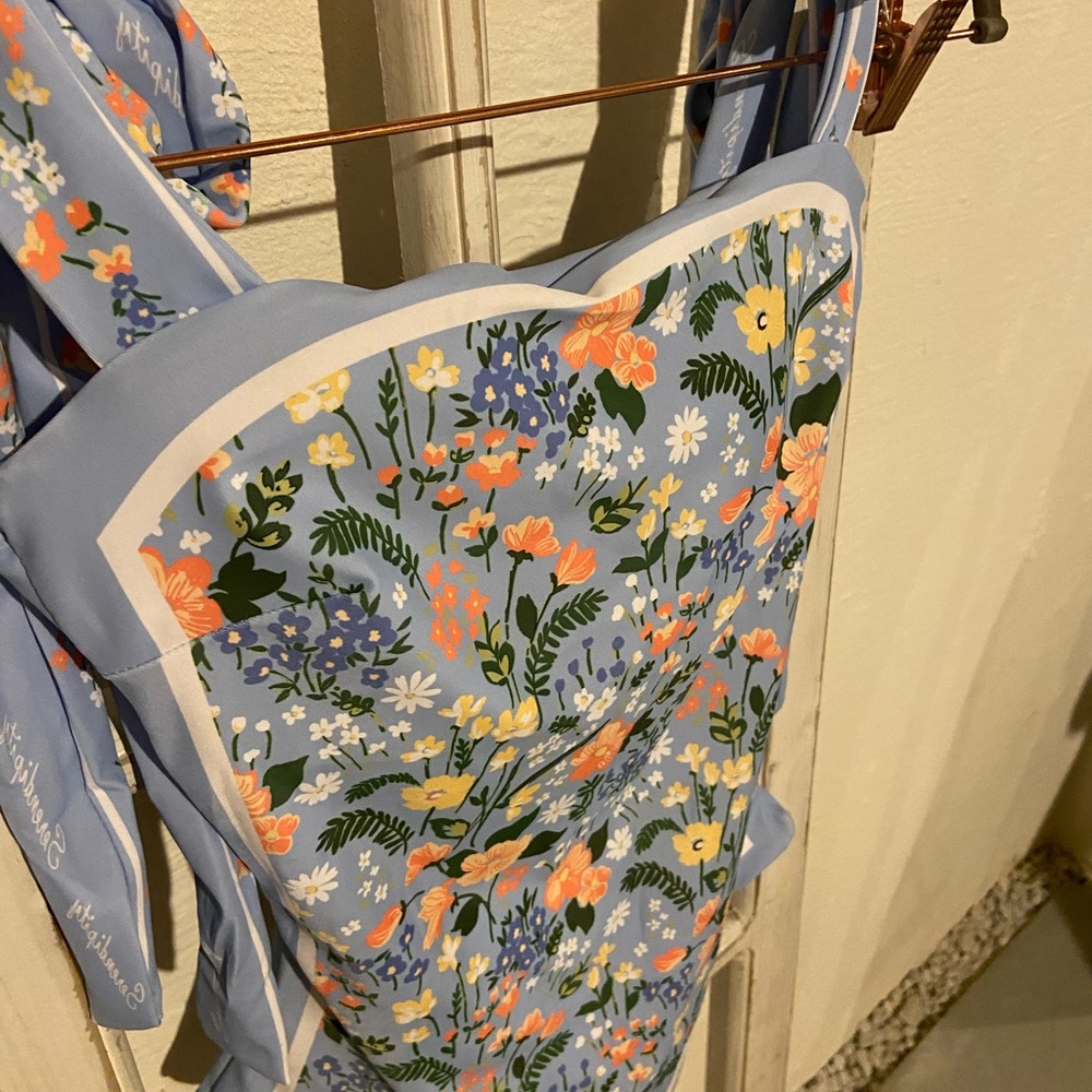 Reversible One Piece NEW - Picture 6 of 7